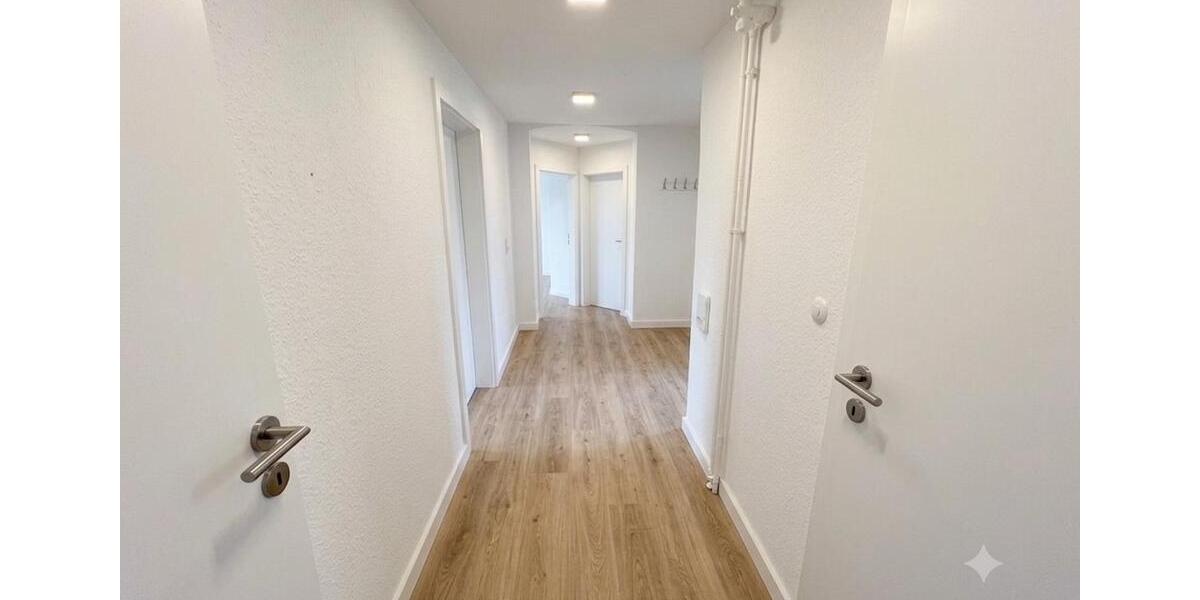 Dachgeschoßwohnung Herne Wanne-Bickern - 4 Zimmer, 90 m&sup2;, 199.000&euro; | Angebot:27085989
