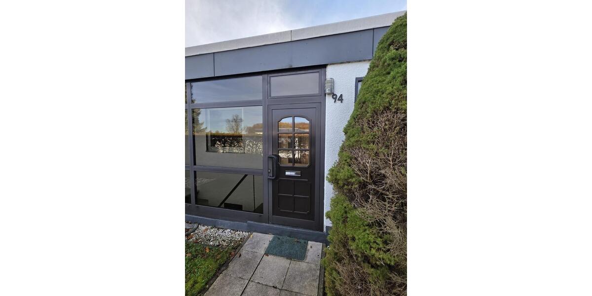 Saniertes Reihenmittelhaus mit Garten und Garage zu vermieten! 4 zimmer