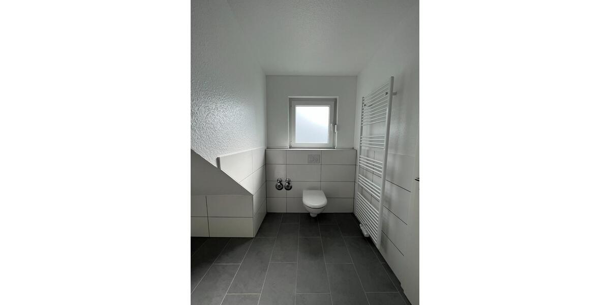Dachgeschoßwohnung Witten Annen - 2 Zimmer, 67 m&sup2;, 618&euro; | Angebot:23766610