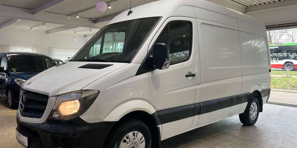 Mercedes-Benz Sprinter 279.000 km 12.490 &euro; Datteln 45711