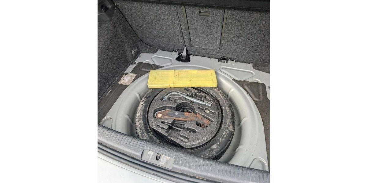 VW Golf 129.000 km 3.700 &euro; Datteln 45711