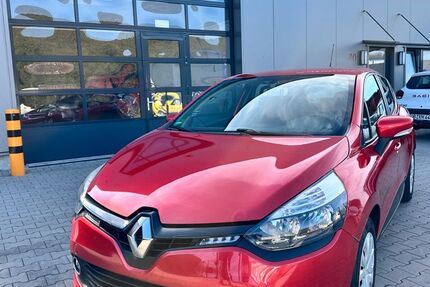 Renault Clio 99.400 km 6.000 &euro; Oberhausen 46145