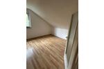 Zwei Zimmer- Wohnung im Dachgeschoss zimmer