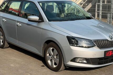 Skoda Fabia 240.000 km 4.949 &euro; Essen 45329