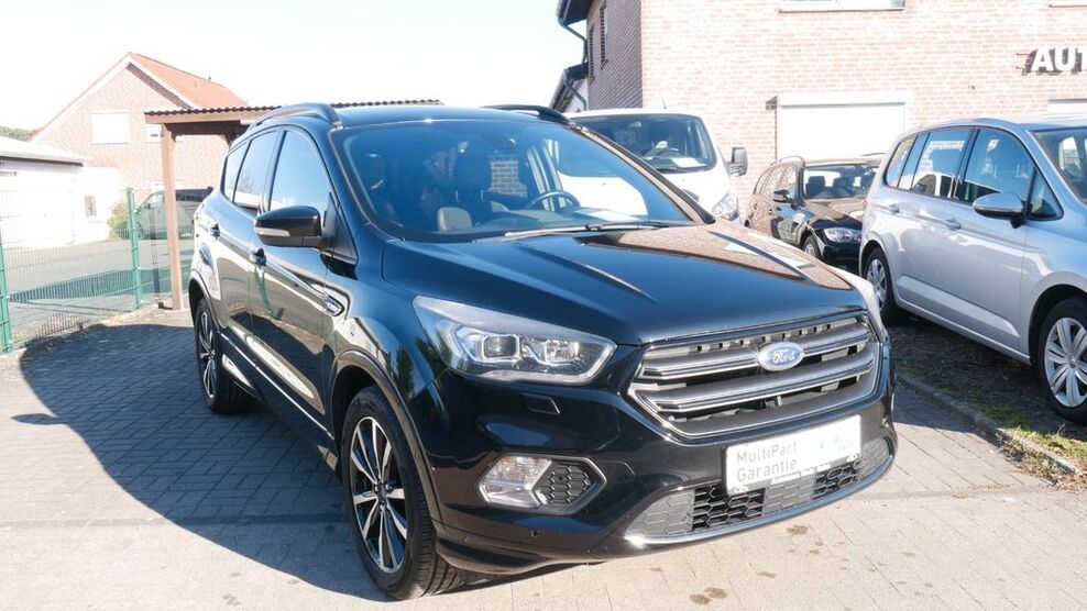 Ford Kuga 110.136 km 14.450 € Selm 59379