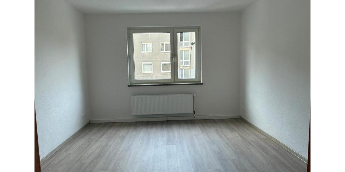 Modernisierte 3,5 Zimmer Wohnung in zentraler Lage zu vermieten 3 zimmer