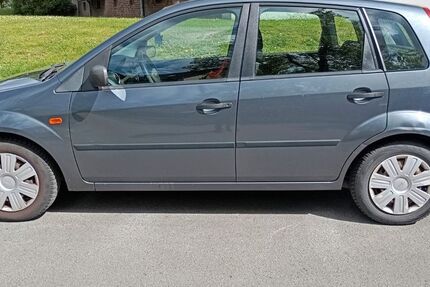 Ford Fiesta 188.000 km 1.200 &euro; Oberhausen 46149
