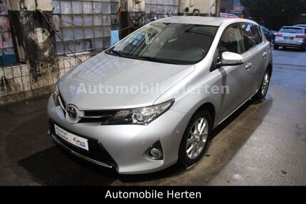 Toyota Auris 115.000 km 8.650 &euro; Herten 45699