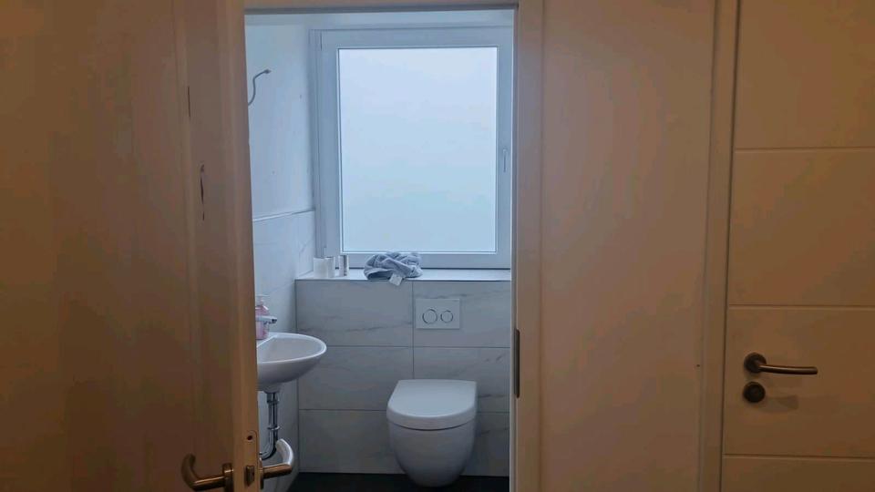 700m² Lager + 85m² Büro + Freiflächen zimmer