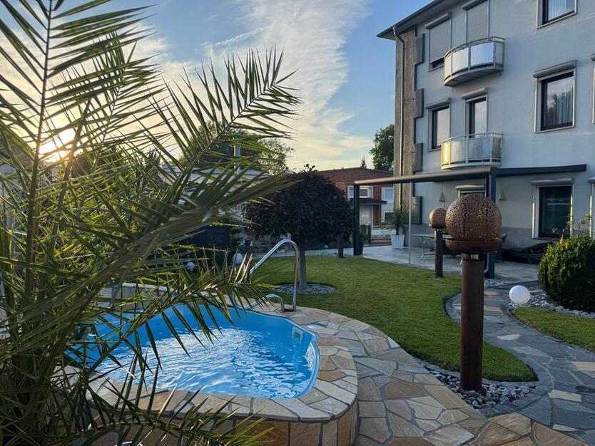 Gepflegte 4,5-Zimmer-Wohnung in Witten – Garten & Balkon u. Garage zimmer