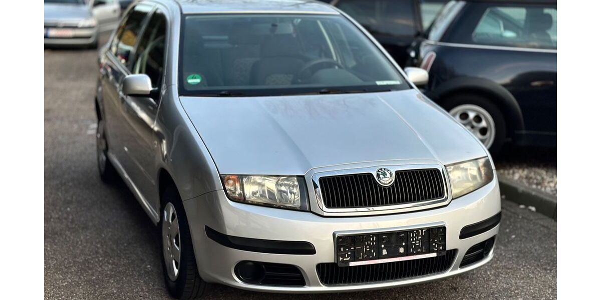 Skoda Fabia 149.000 km 2.490 &euro; Essen 45145