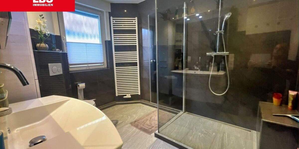 Komfortable DHH mit 5 Zimmern, Garten und Garage in Dortmund-Wickede 5 zimmer