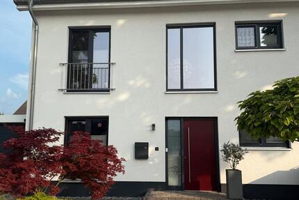 Moderne Doppelhaushälfte mit Top-Ausstattung in Castrop-Rauxel