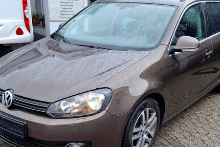 VW Golf 190.000 km 4.400 € Velbert 42553