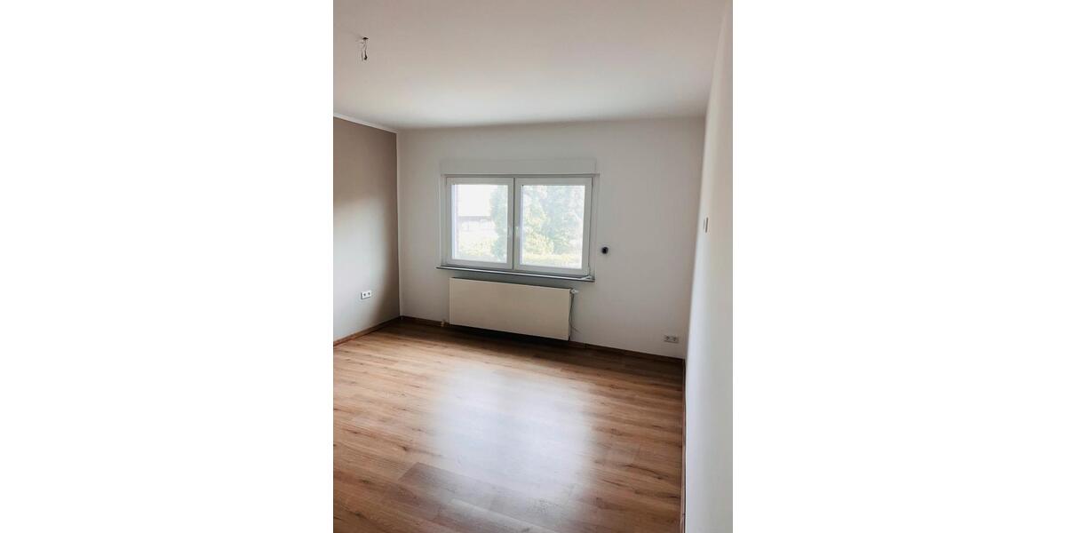 Etagenwohnung Oberhausen Rothebusch - 3 Zimmer, 70 m&sup2;, 850&euro; | Angebot:26302889