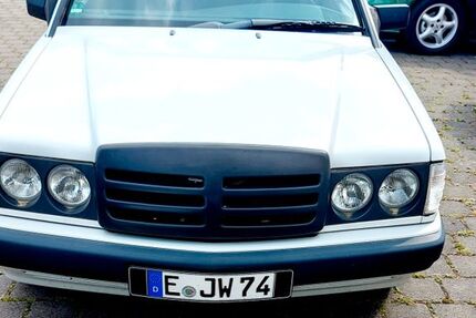 Mercedes-Benz 190 124.840 km 4.200 &euro; Essen 45307