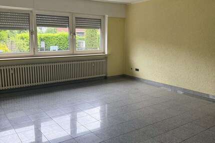 Wohnung Oberhausen Biefang - 3.5 Zimmer, 98 m&sup2;, 900&euro; | Angebot:26821343