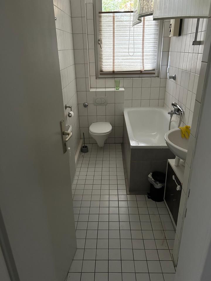 Helle 3 Zimmer Wohnung in zentraler City Lage von Essen + Balkon zimmer