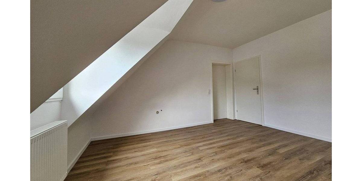 Etagenwohnung Essen Stoppenberg - 4 Zimmer, 75 m&sup2;, 850&euro; | Angebot:26877113