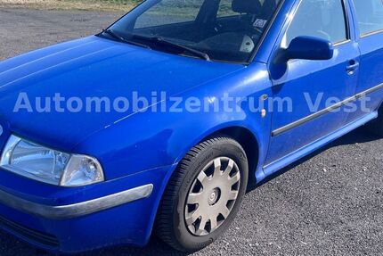 Skoda Octavia 299.000 km 2.380 &euro; Recklinghausen 45657