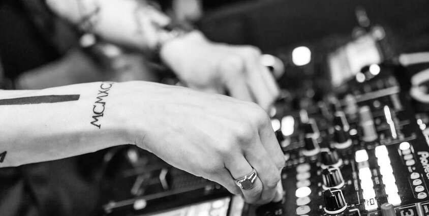Zeitreise auf den Dancefloor: 90er & 2000er Party im Rouge Bochum 04.09.2026 Rouge Showpalast