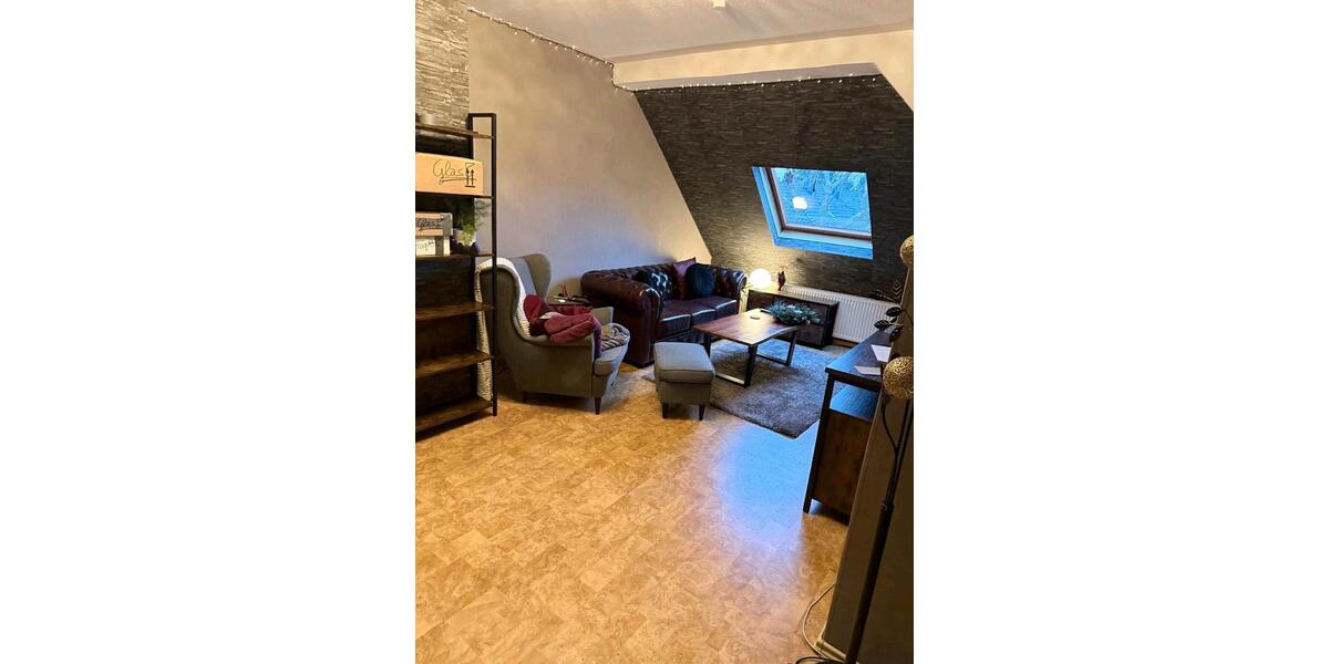 Dachgeschoßwohnung Bochum Günnigfeld - 2 Zimmer, 56 m&sup2;, 440&euro; | Angebot:26676671
