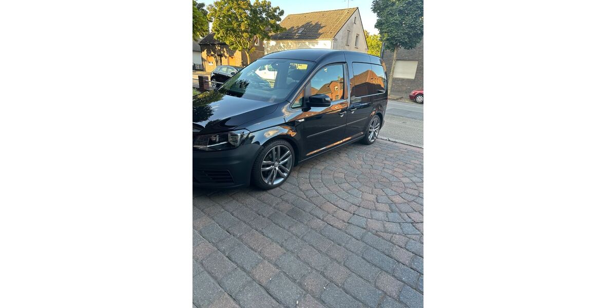 VW Caddy 126.000 km 16.800 &euro; Oberhausen 46149