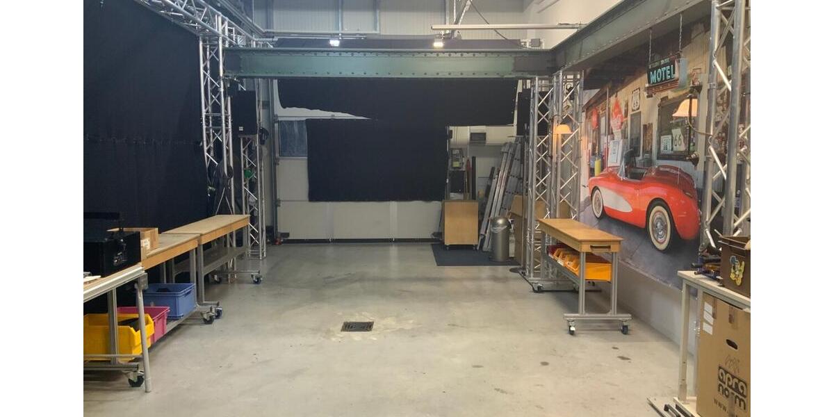 ...Ehrensache.. Moderne Lagerhalle in Herne zimmer