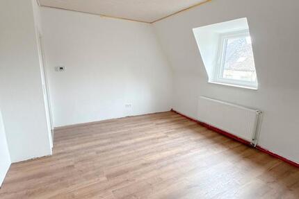 Wohnung Dortmund Hörde - 3 Zimmer, 75 m&sup2;, 900&euro; | Angebot:26136376