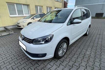 VW Touran 124.000 km 8.900 &euro; Dortmund 44359