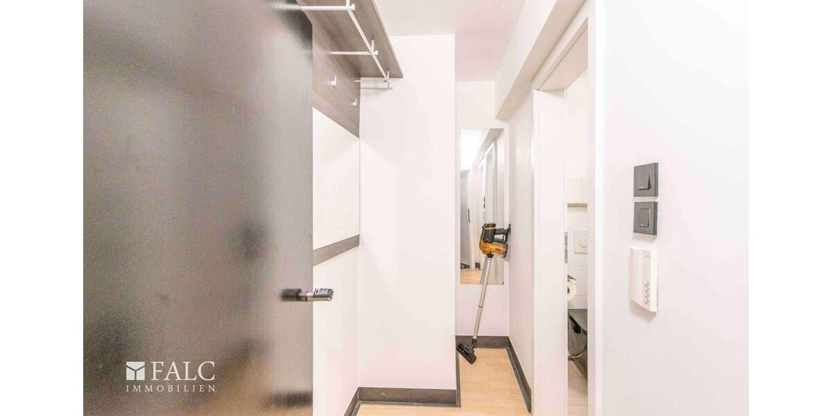 Etagenwohnung Essen Stadtkern - 1 Zimmer, 30 m&sup2;, 1.190&euro; | Angebot:24493587