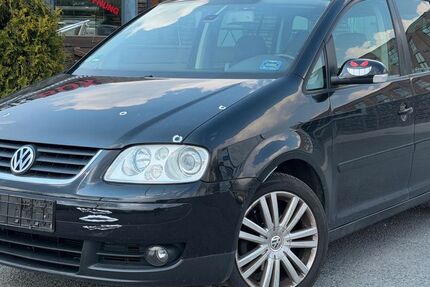 VW Touran 216.626 km 999 &euro; Gelsenkirchen 45884
