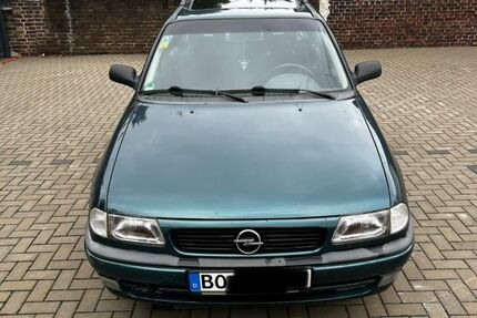 Opel Astra 205.000 km 2.500 &euro; Bochum 44866