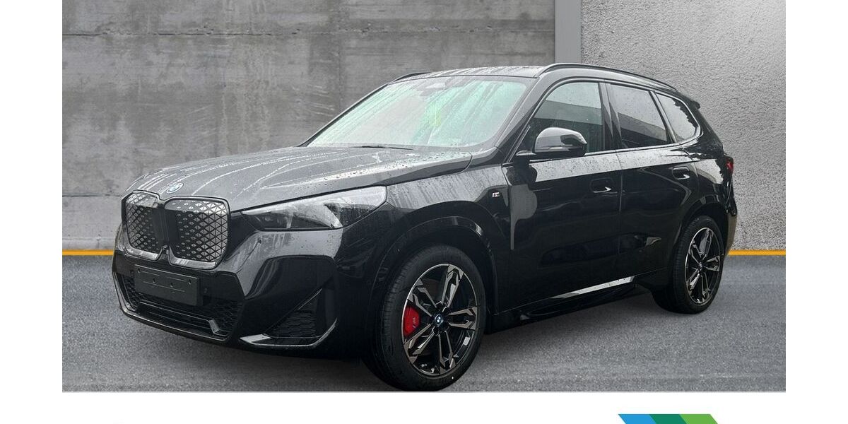 BMW iX1 9.999 km 52.490 &euro; Recklinghausen 45659
