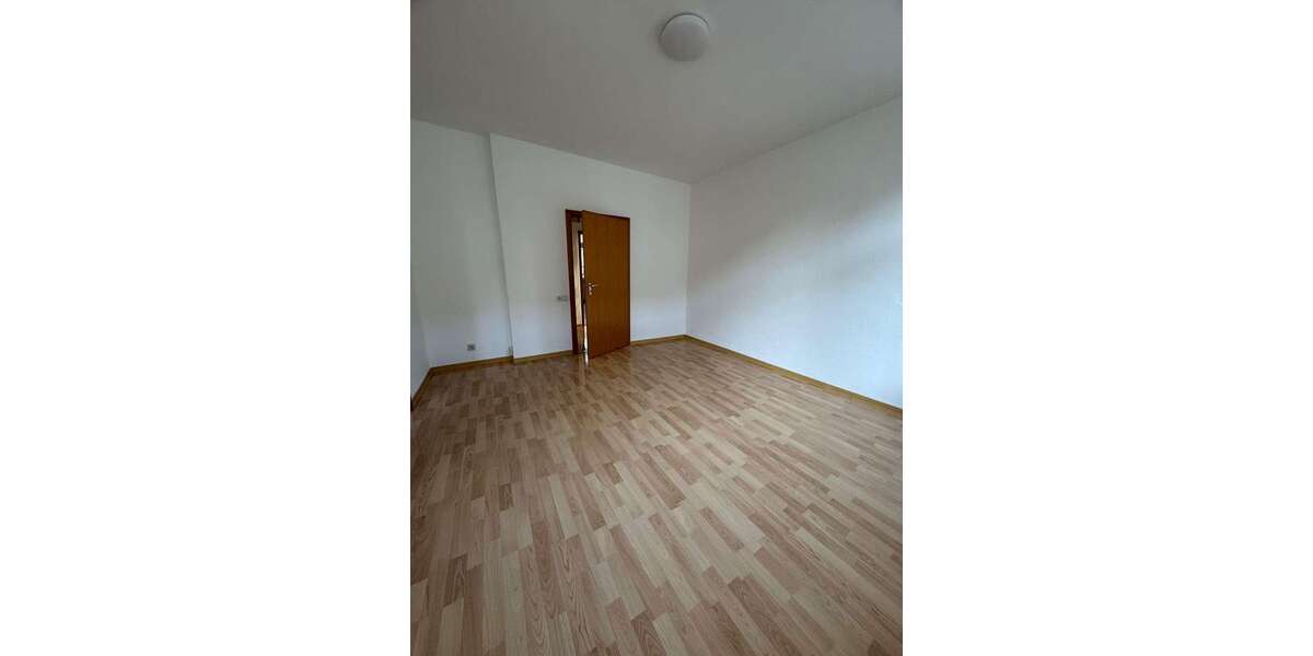 Etagenwohnung Gelsenkirchen Neustadt - 4 Zimmer, 103 m&sup2;, 732&euro; | Angebot:25336930