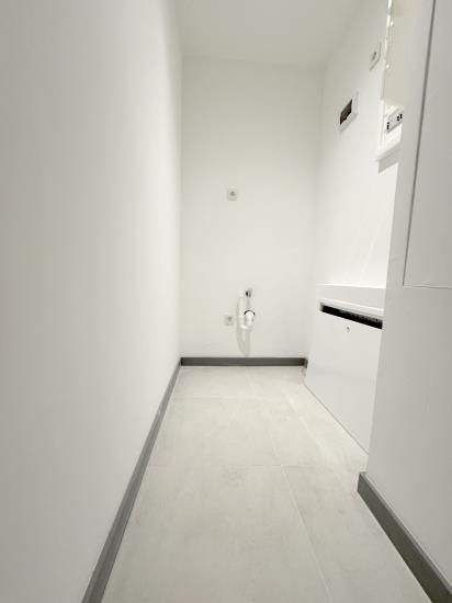 Etagenwohnung Oberhausen Altstadt-Süd - 2 Zimmer, 127 m&sup2;, 1.250&euro; | Angebot:25142156