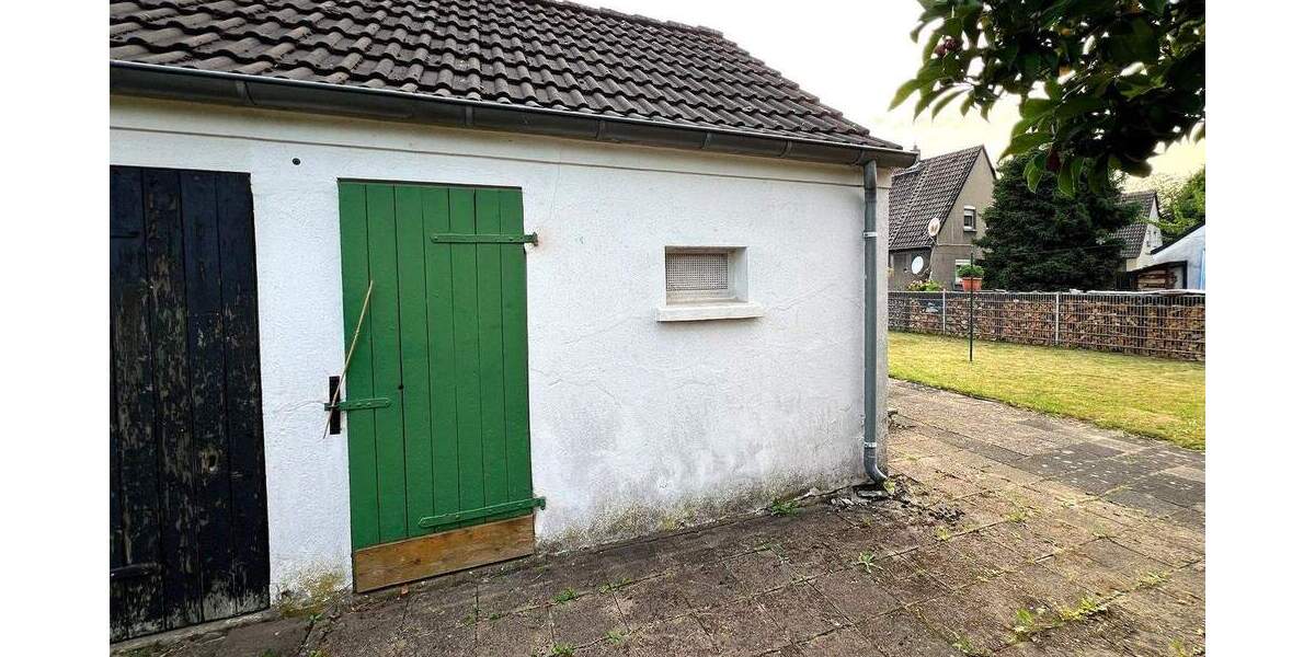 Mehrfamilienhaus, Wohnhaus Bottrop Eigen - 7 Zimmer, 94 m&sup2;, 195.000&euro; | Angebot:24834614