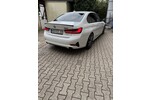330i