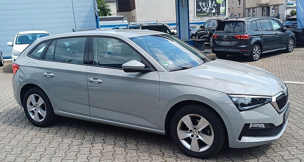 Skoda Scala 105.000 km 19.980 &euro; Essen 45307