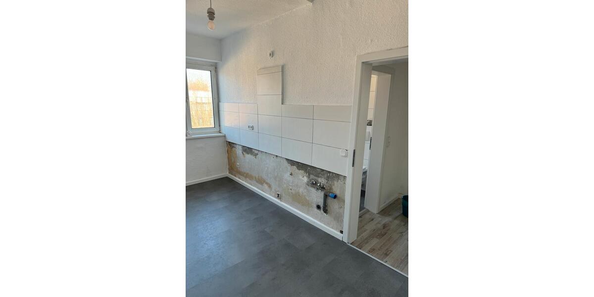 Dachgeschoßwohnung Recklinghausen - 2.5 Zimmer, 63 m&sup2;, 600&euro; | Angebot:25205256