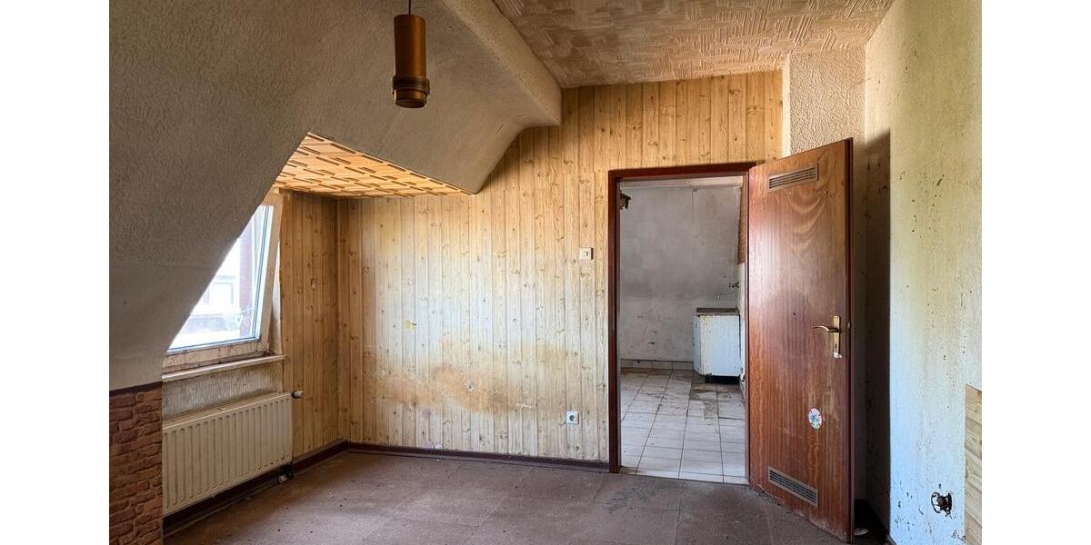 Dachgeschoßwohnung Essen Stadtbezirk III - 2 Zimmer, 31 m&sup2;, 36.000&euro; | Angebot:27129565