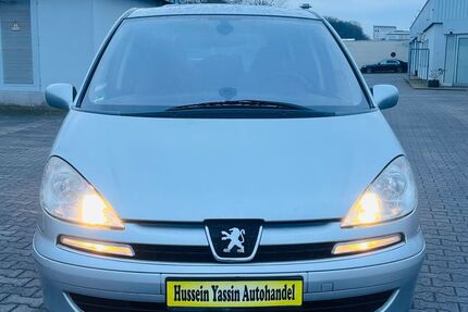 Peugeot 807 226.000 km 2.999 &euro; Dortmund 44147