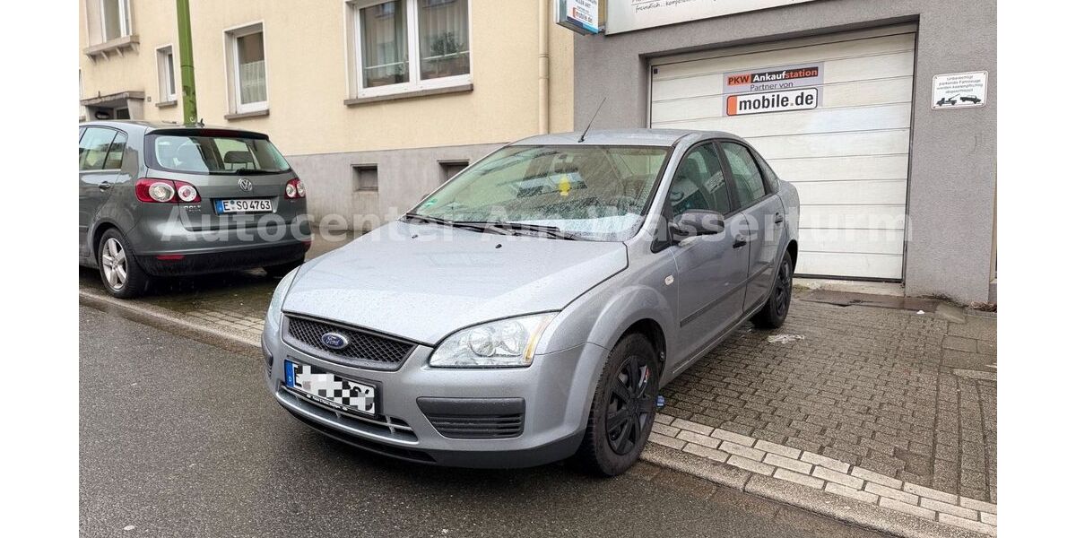 Ford Focus 130.000 km 1.990 &euro; Essen 45139