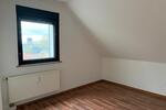 Dachgeschoßwohnung Oberhausen Rothebusch - 3.5 Zimmer, 80 m&sup2;, 640&euro; | Angebot:24641492