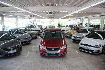 VW Touran 235.000 km 2.490 &euro; Essen 45356