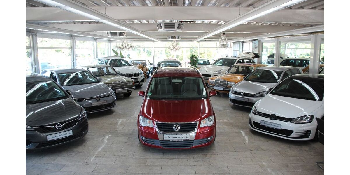 VW Touran 235.000 km 2.490 &euro; Essen 45356