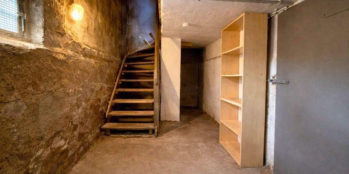 Reihenendhaus Gelsenkirchen Bismarck - 6 Zimmer, 200 m&sup2;, 249.000&euro; | Angebot:25779459