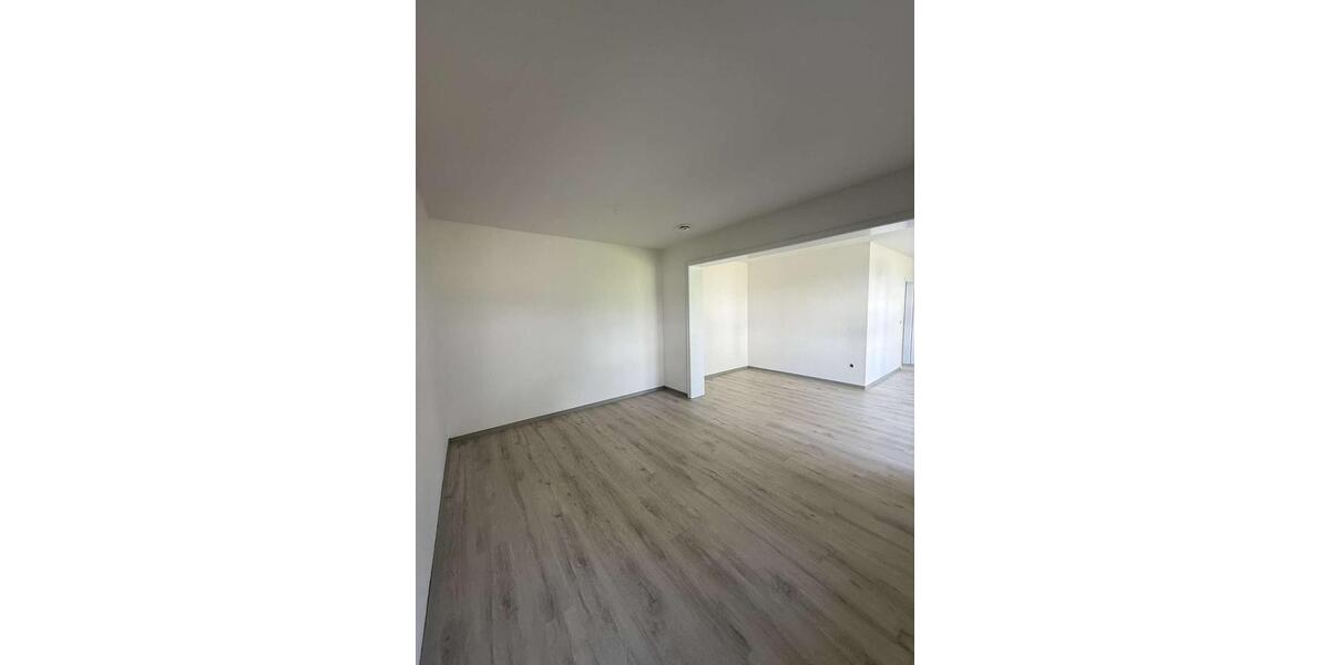 Etagenwohnung Wetter (Ruhr) - 5 Zimmer, 106 m&sup2;, 1.060&euro; | Angebot:26382824