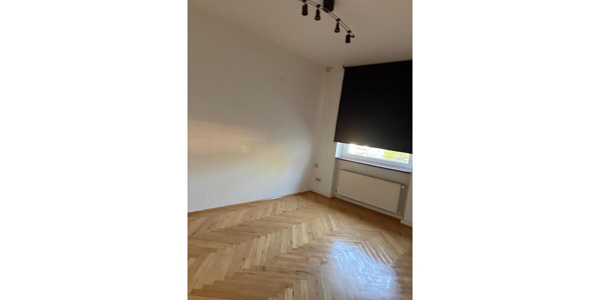 PROVISIONSFREIE!!! Eigentumswohnung 68,25 qm mit Balkon u. Garage 3 zimmer