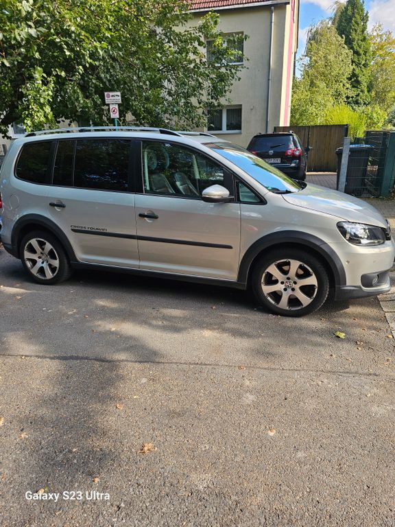 VW Touran 152.000 km 12.000 € Gelsenkirchen 45888